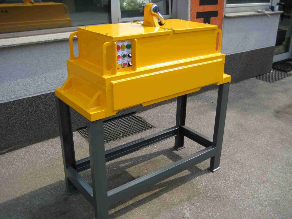 Batterymagnet Battery magnet rent Mozelt track construction