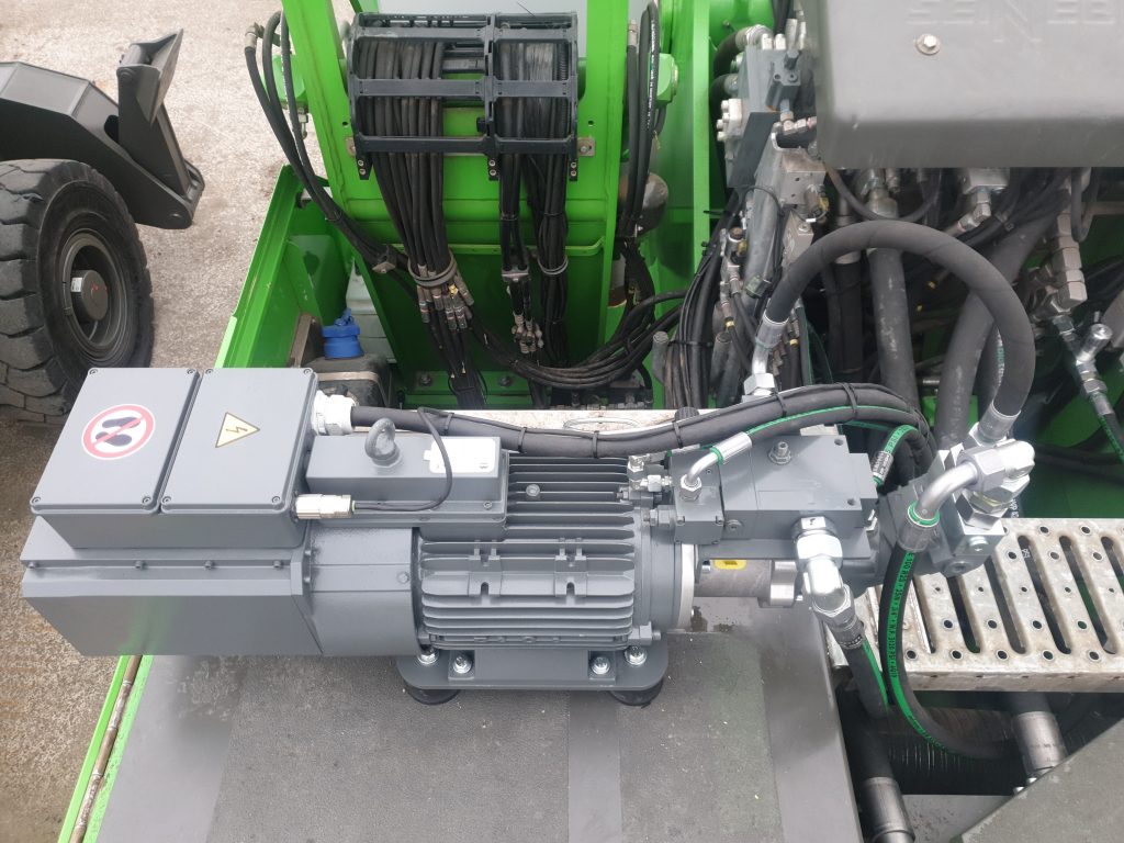 Generator Magnetanlage auf einem Sennebogen Bagger Hydramind Nachrustkits Mozelt