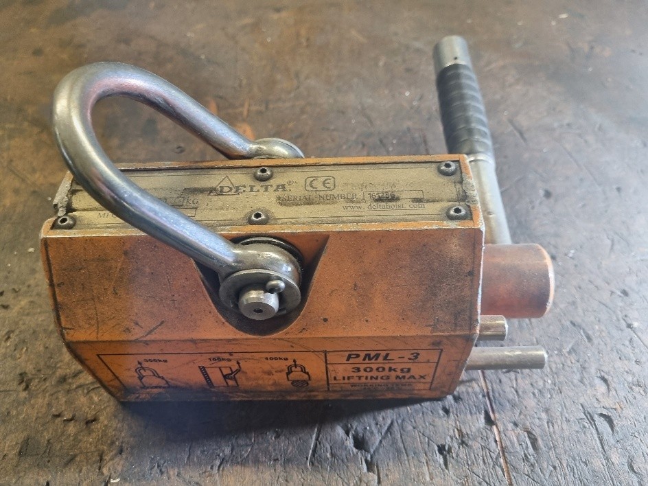 Permanentmagnete Die stromlose Basis Losung